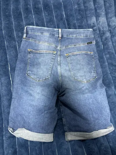 Shorts de mezclilla azul para hombre - miniatura 2