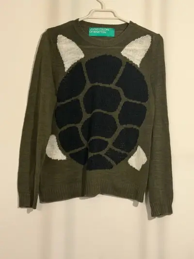 Suéter verde con diseño de tortuga Benetton - miniatura 1