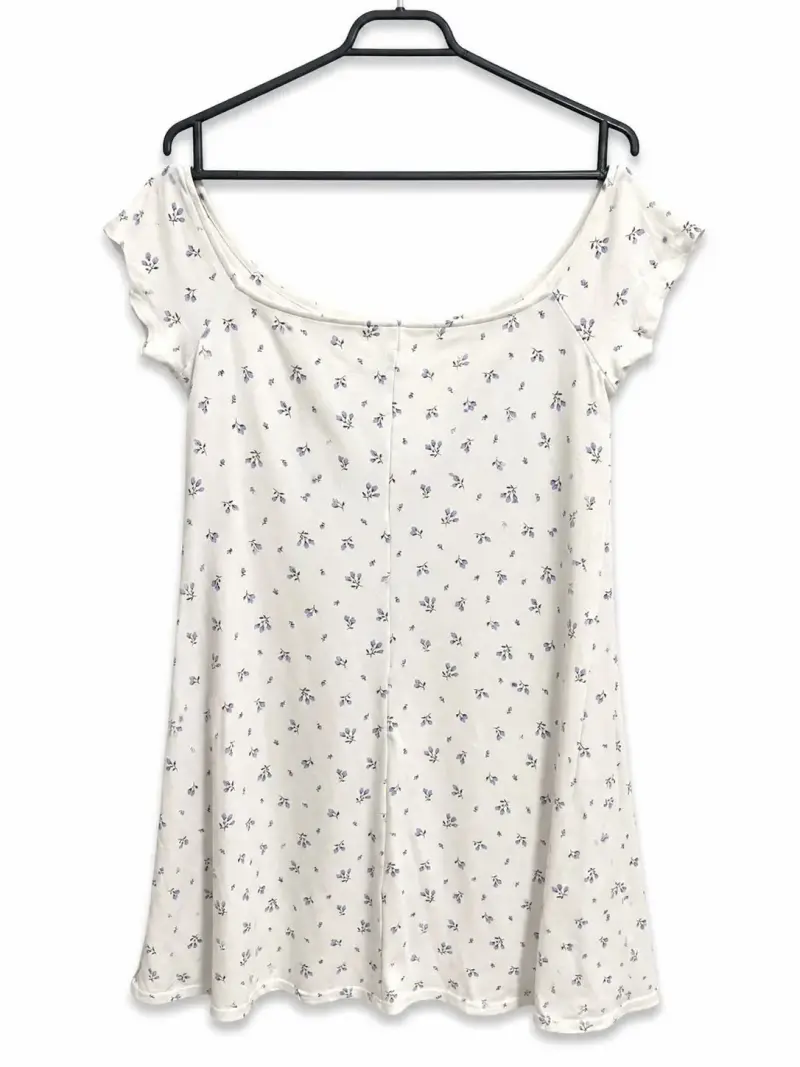 Vestido blanco con estampado floral - 2