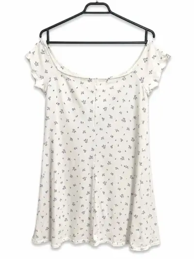 Vestido blanco con estampado floral - miniatura 2