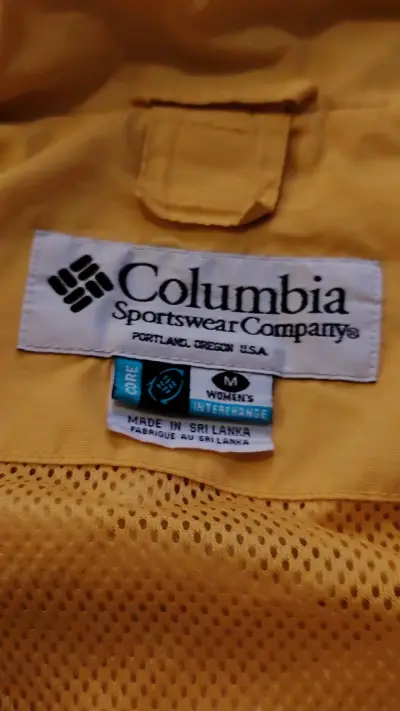 Chaqueta impermeable Columbia amarilla y negra - miniatura 3