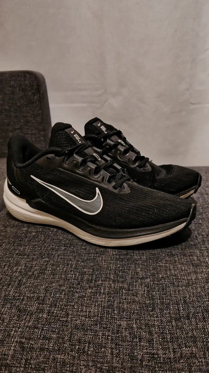 Zapatillas deportivas Nike Winflo negras - 2