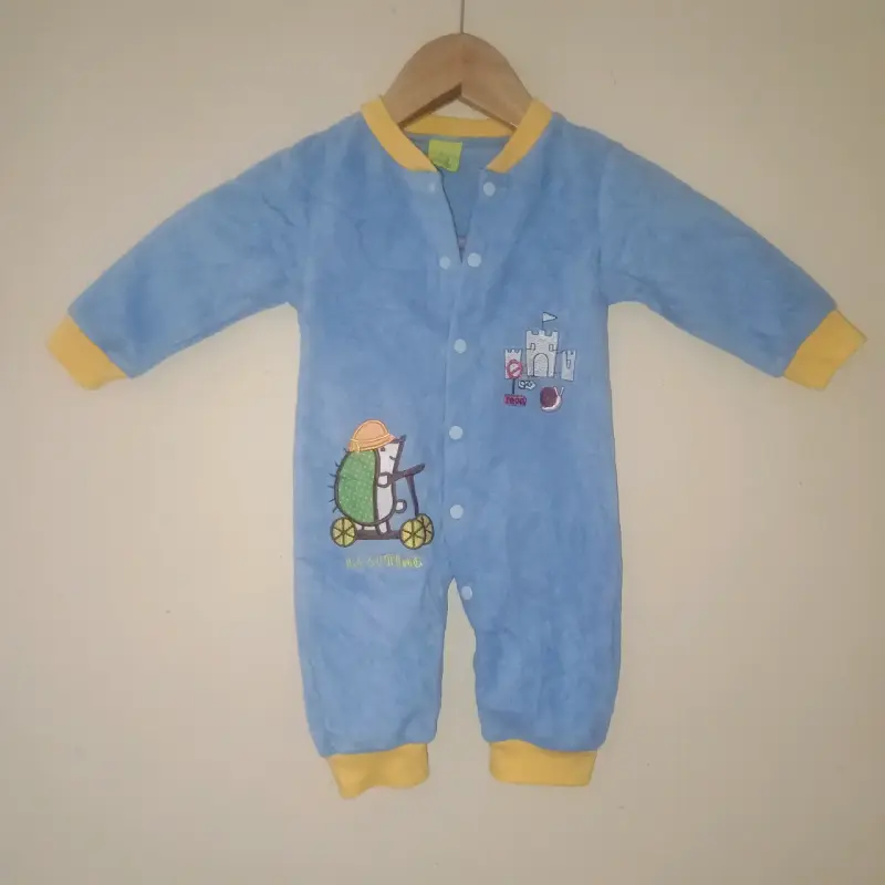 Pijama enterito azul para bebé - 1