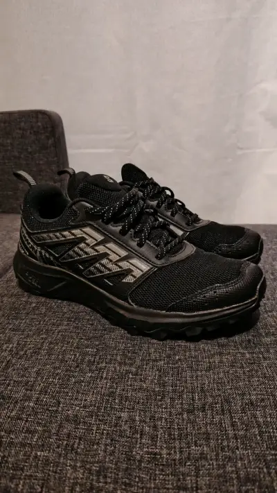 Zapatillas deportivas negras para hombre - miniatura 1