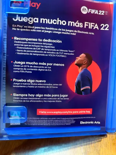 Juego FIFA 22 para PS4 en buen estado - miniatura 2