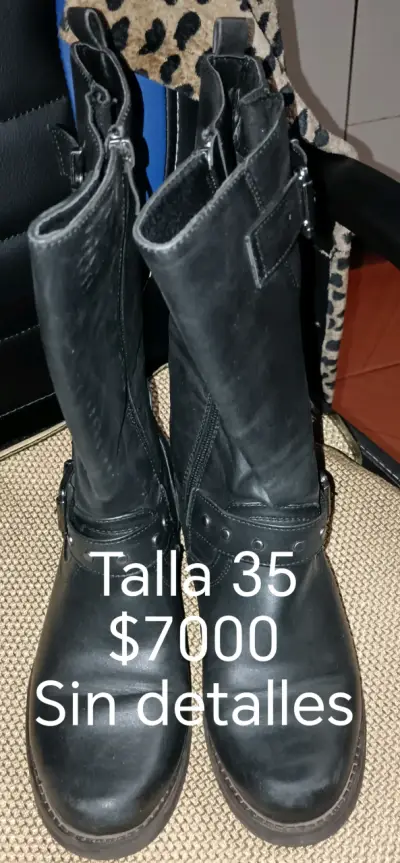 Patines de cuatro ruedas talla 34 - miniatura 2