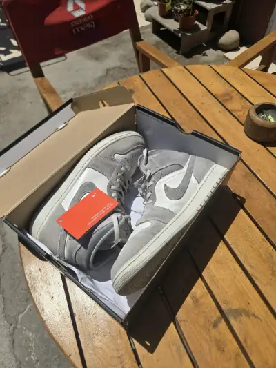 Jordan 1 Mid Neutral Grey - miniatura 1