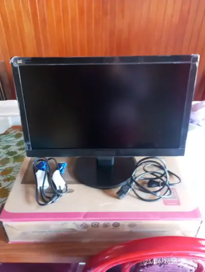 Monitor ViewSonic de 20 pulgadas - miniatura 4