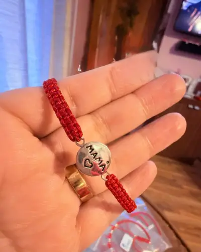 Pulseras hilo rojo - miniatura 1