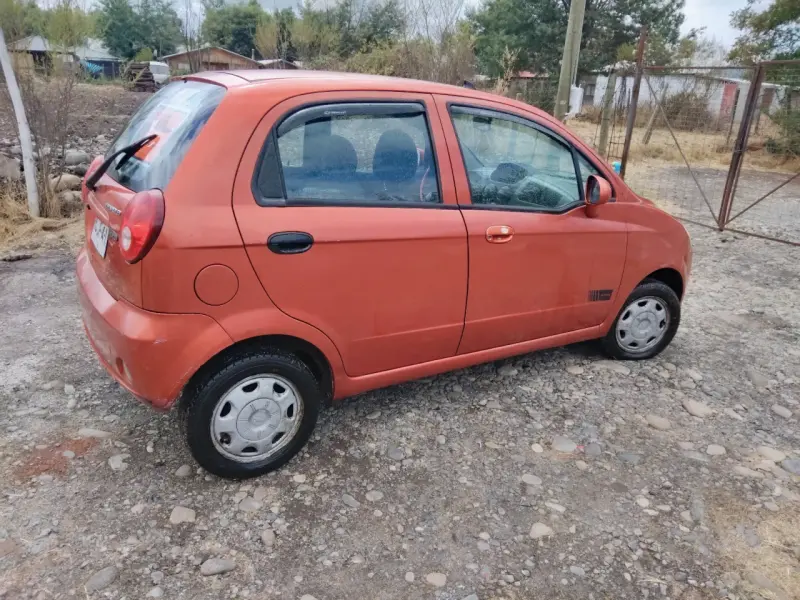 Chevrolet Spark 2009 económico y confiable - 2