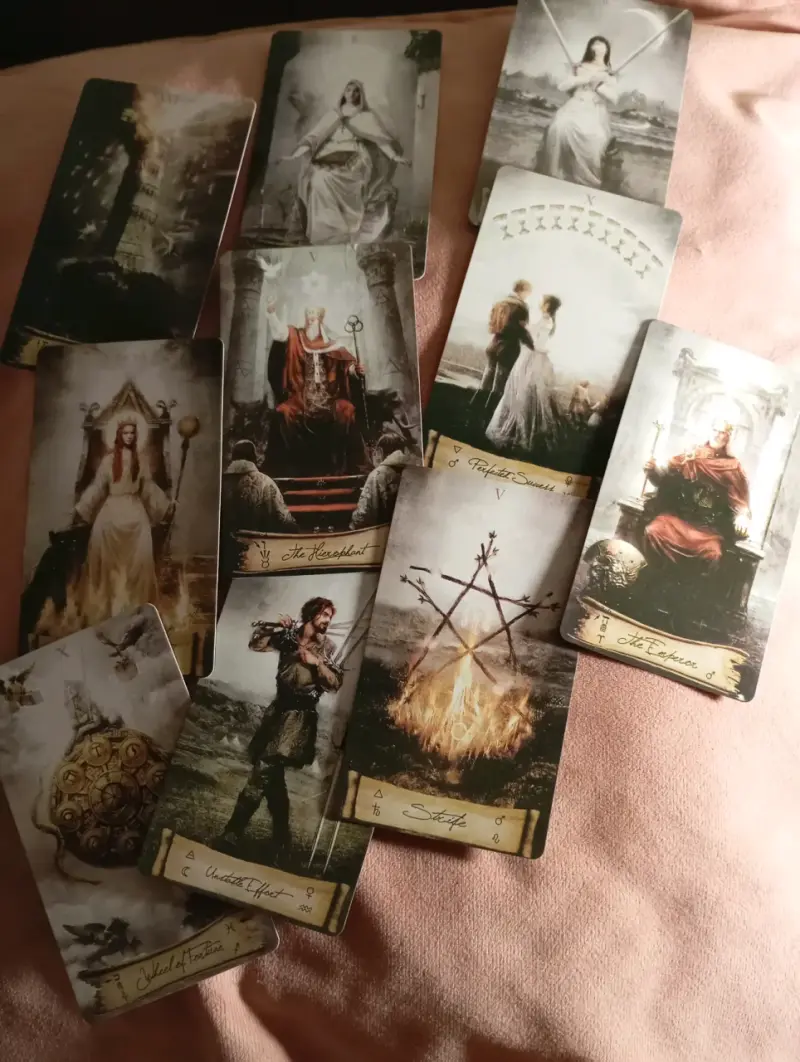 Tarot Loscarabeo 78 cartas con libro - 4