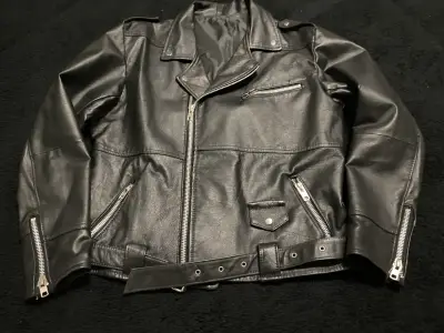 Chaqueta de cuero negra con cierre - miniatura 1