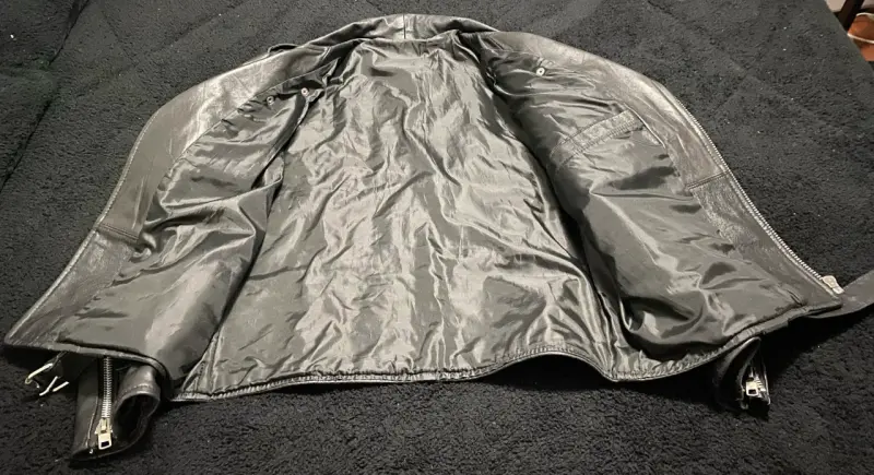 Chaqueta de cuero negra con cierre - 3