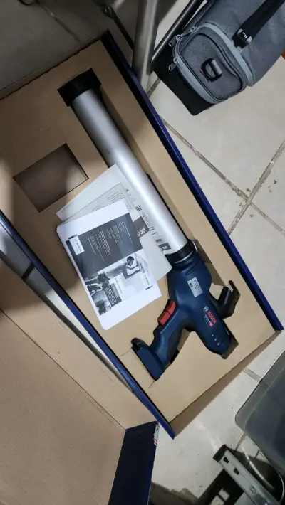 Pistola de calafateo Bosch 18V - miniatura 2