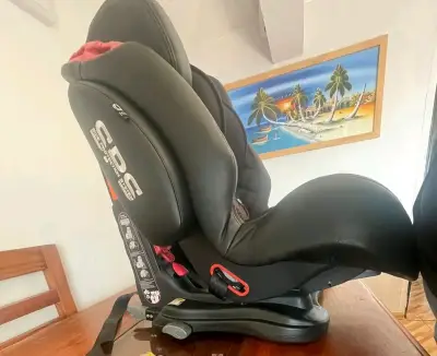 Silla de auto Infanti negra para bebé - miniatura 2