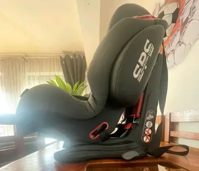 Silla de auto Infanti negra para bebé - miniatura 3