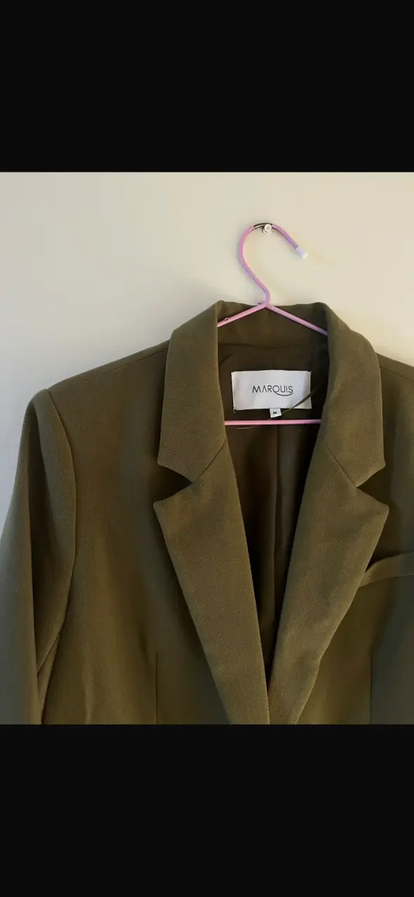 Blazer verde marca Marquis talla M - 1