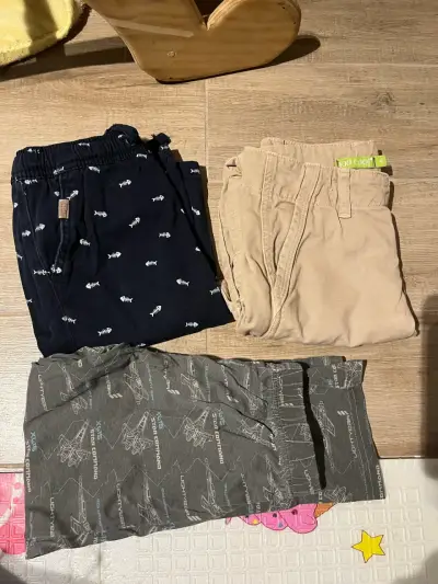 Lote de pantalones y shorts - miniatura 1