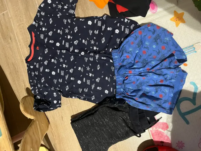 Lote de pantalones y shorts - 2
