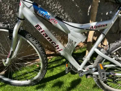 Bicicleta Bianchi Alpina MTB 26" - miniatura 1