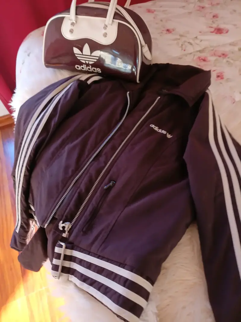 Chaqueta y bolso Adidas Originals