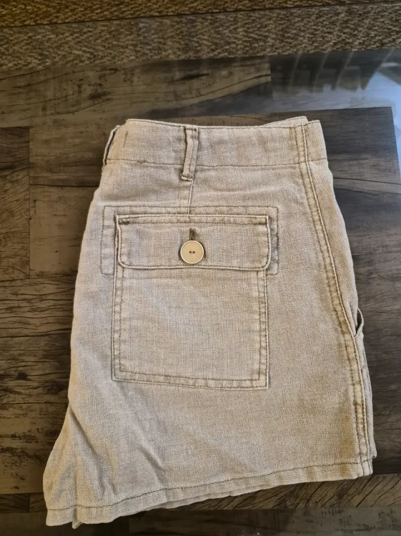 Shorts beige de lino para mujer - 3