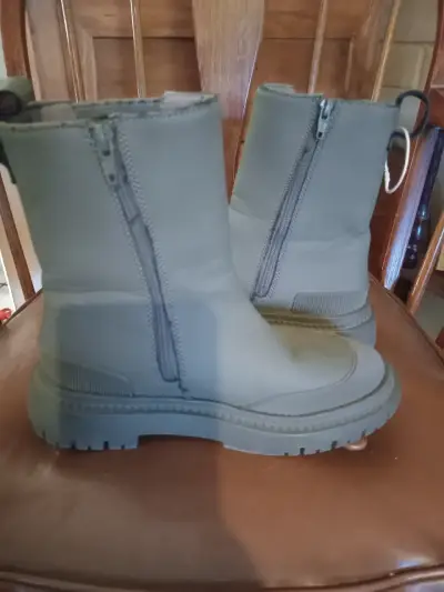 Botines Chelsea verdes de goma niña - miniatura 2