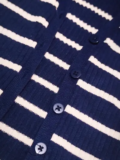 Cardigan de rayas azul y blanco - miniatura 2