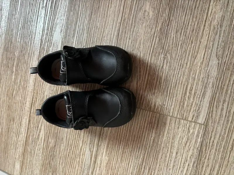 Zapatos escolares negros para niña nro 26 - 2