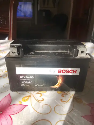 Batería Bosch BTX7A-BS 12V 6Ah - miniatura 1