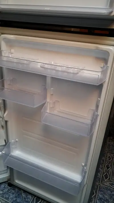 Refrigerador Samsung Digital Inverter - miniatura 6