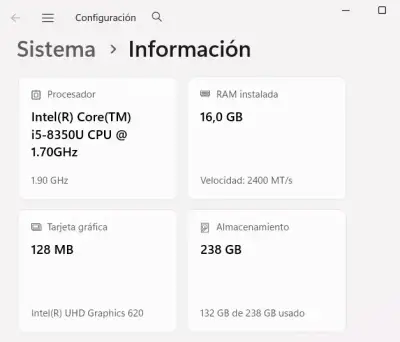 Laptop Dell con teclado retroiluminado - miniatura 2