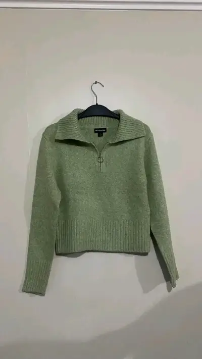 Cardigan de punto rojo para mujer - miniatura 5