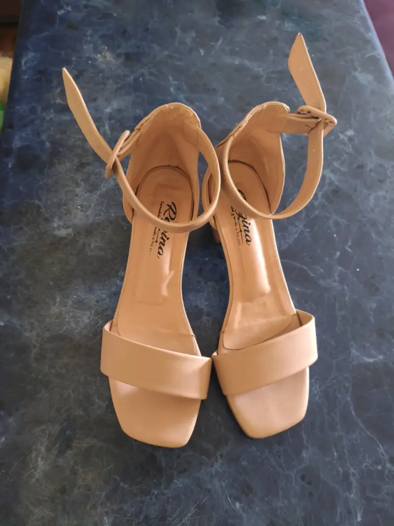 Sandalias de tacón beige Regina - 2