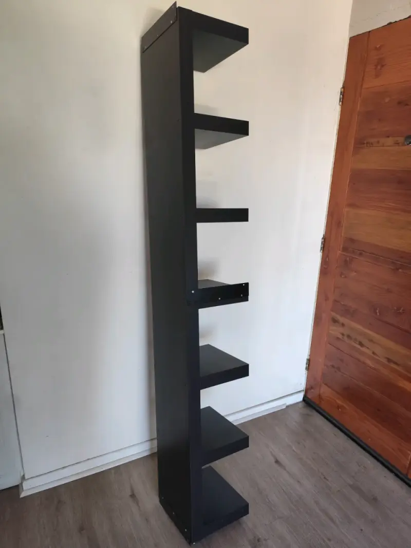 Estante vertical de madera negra ikea LACK - 2