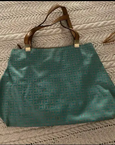 Bolso tote verde con diseño geométrico - miniatura 1