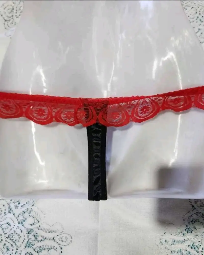 Colales encaje negro y rojo con perlas - 4