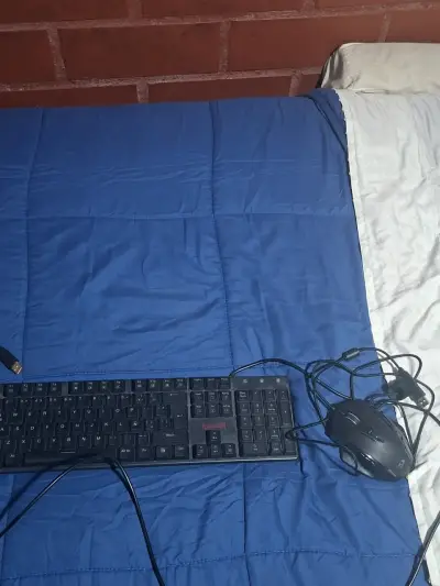 Teclado y mouse Redragon con cable usb - miniatura 1