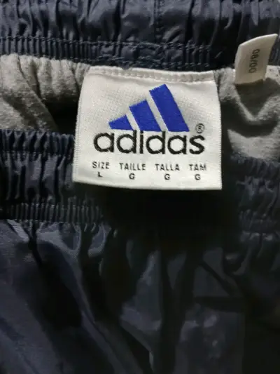Buzo Adidas, azul oscuro con franjas amarillas - miniatura 2