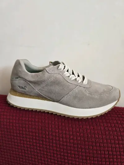 Zapatillas deportivas grises de gamuza - miniatura 1