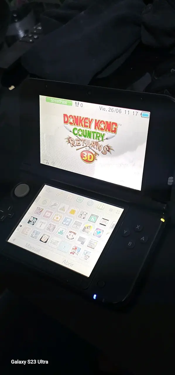 Nintendo 3DS XL - 6