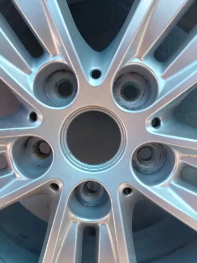 Llantas de aleación para auto - miniatura 1