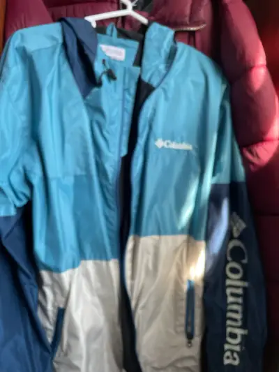 Chaqueta impermeable azul y gris - miniatura 5