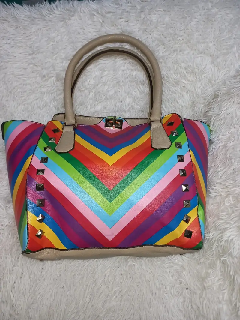 Bolso de mano multicolor con tachas - 2