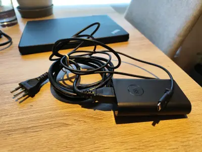 Laptop Lenovo ThinkPad en buen estado - miniatura 5
