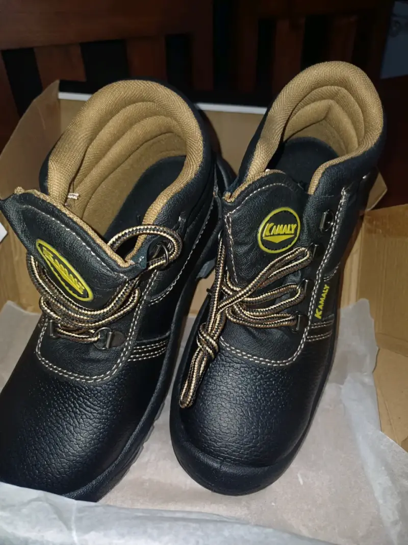 Botas negras de cuero para mujer - 3