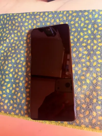 Smartphone TCL con cámara dual - miniatura 2