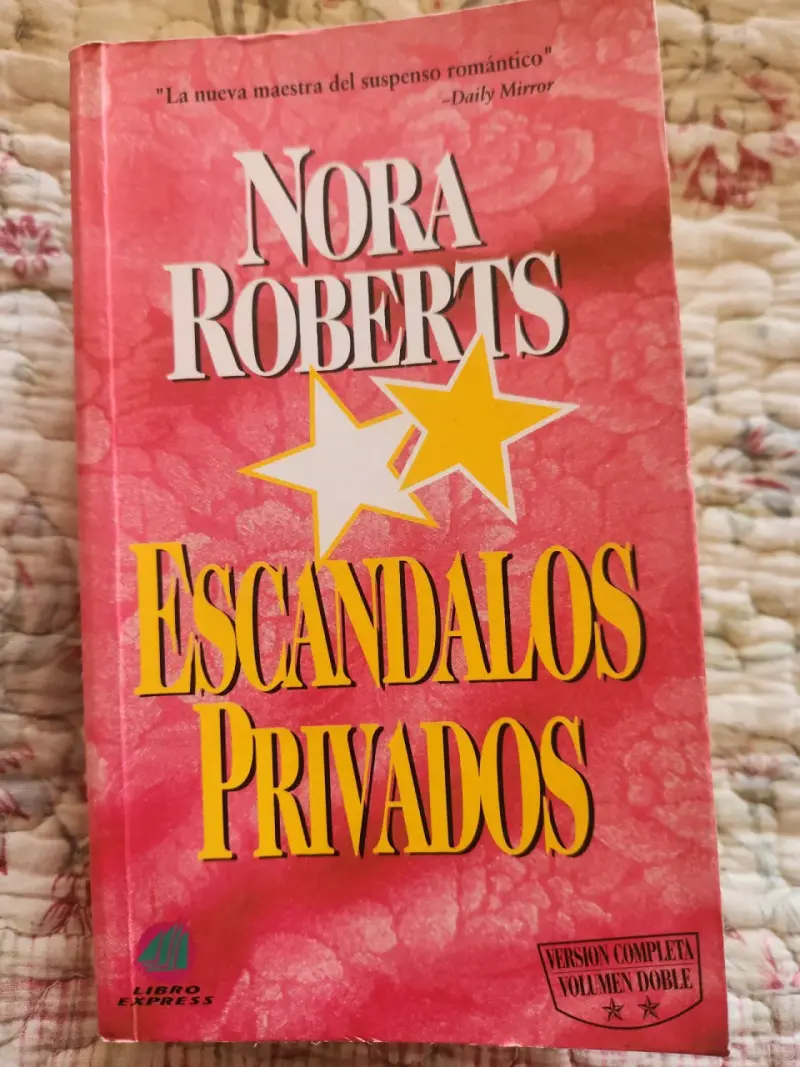 Libro 'Escándalos Privados' de Nora Roberts