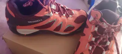 Zapatillas de trekking Merrell naranjas - miniatura 1