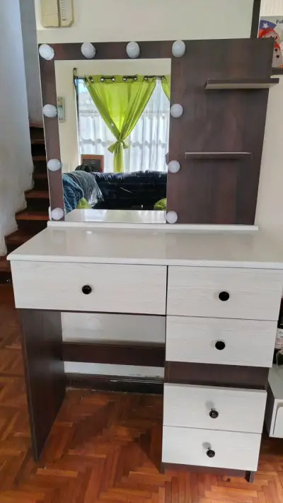 Tocador con espejo y luces LED - miniatura 3
